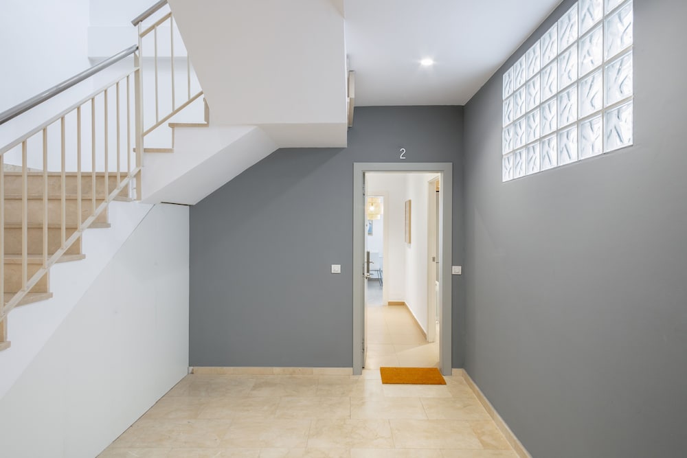 Фото Inside Barcelona Apartments Salvà