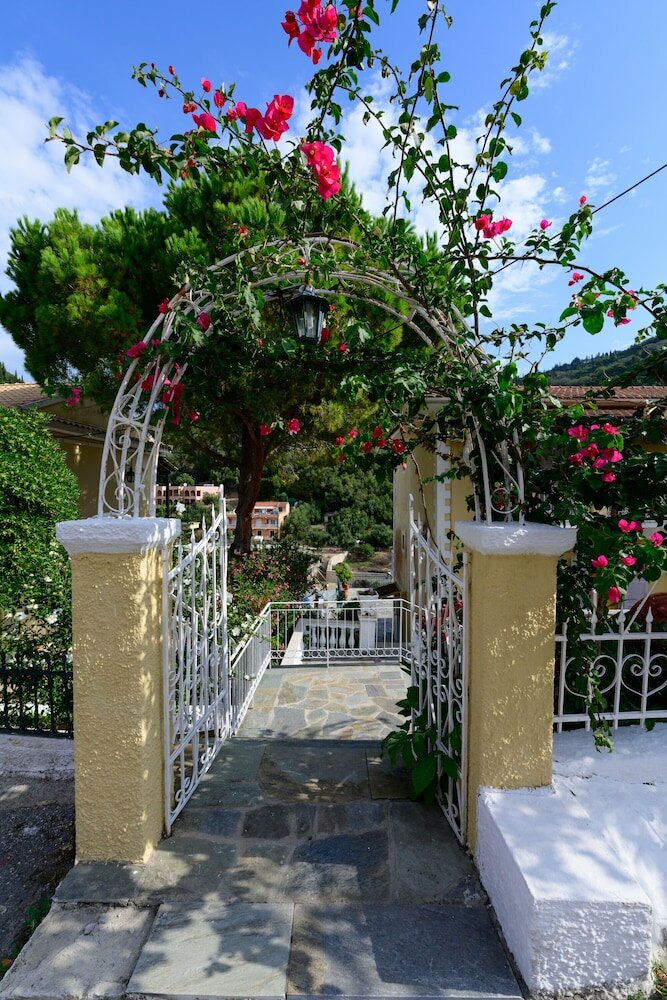 Фото Marina Apartments