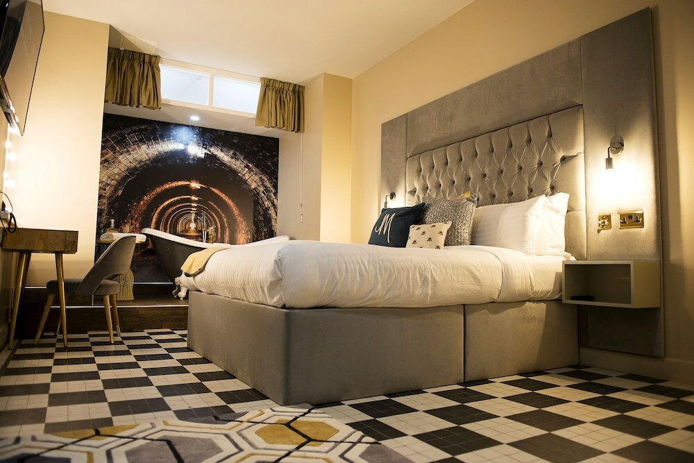 Фото Manchester Hall