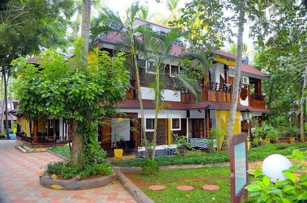 Фото Akhil Beach Resort