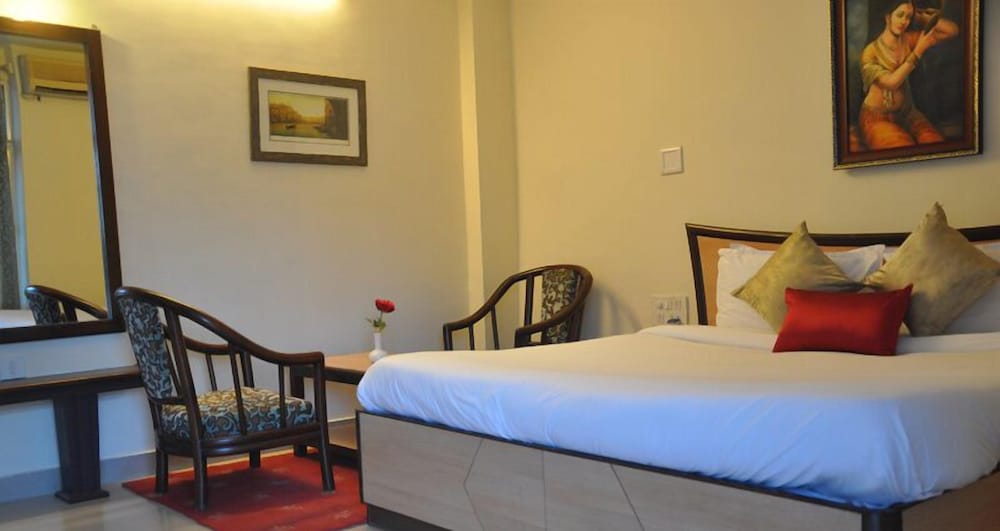 Фото Hotel Karnavati