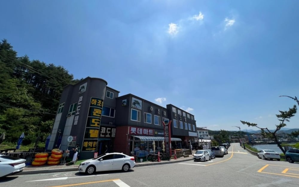 Фото Yangyang Hajodae Conto Hotel Pension