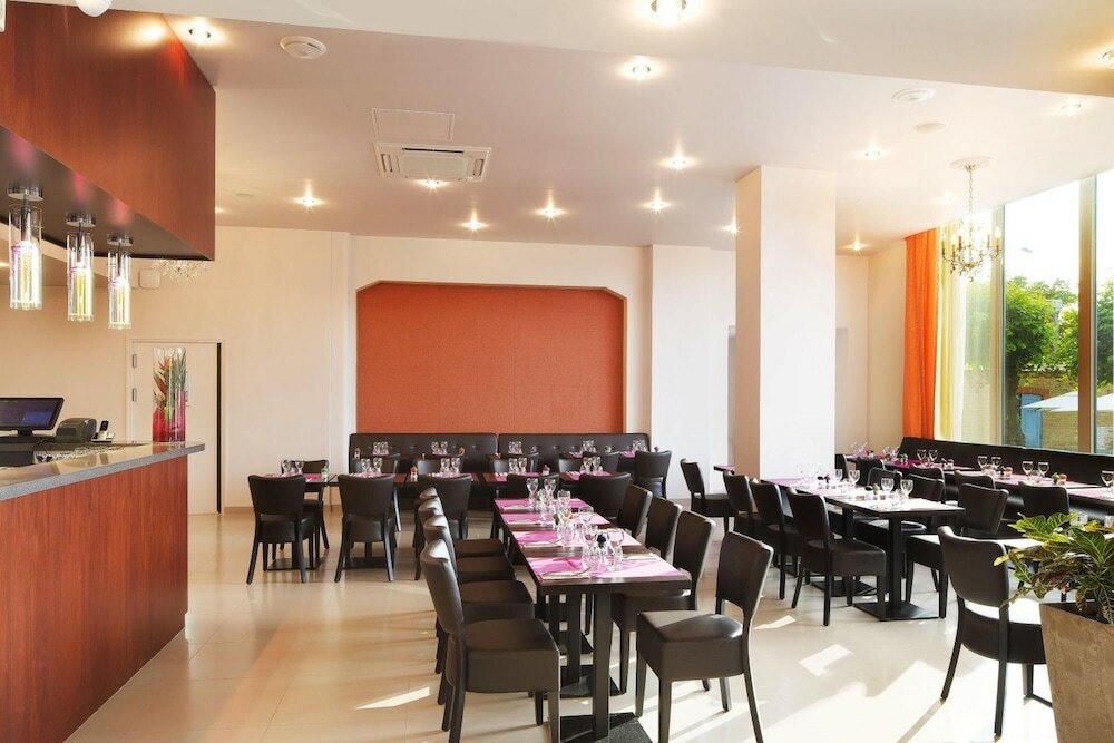 Фото Executive Hotel Paris Gennevilliers