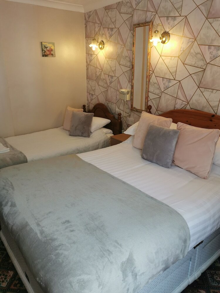 Фото The Trafalgar