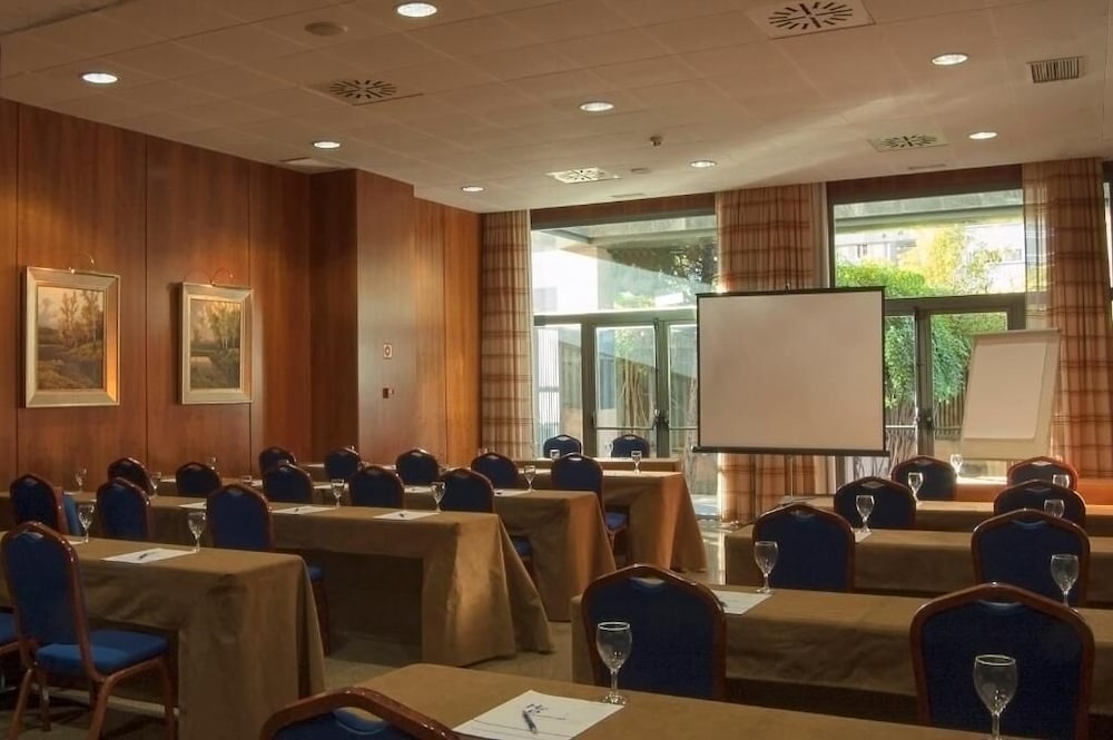 Фото Hotel Las Provincias