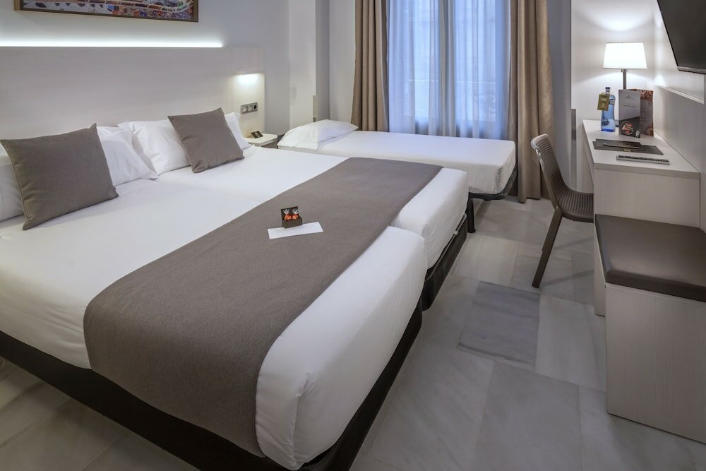 Фото Serhs Carlit Boutique Hotel