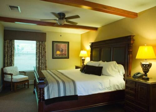 Гостиница The Sanford House Inn & SPA
