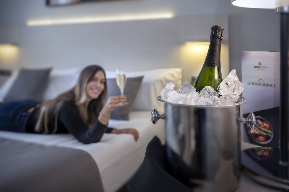 Фото Serhs Carlit Boutique Hotel