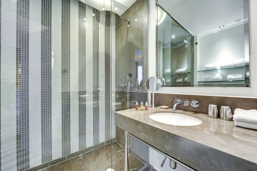 Фото Hôtel Le A