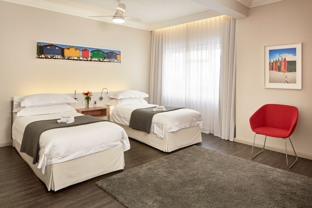 Фото First Group Riviera Suites