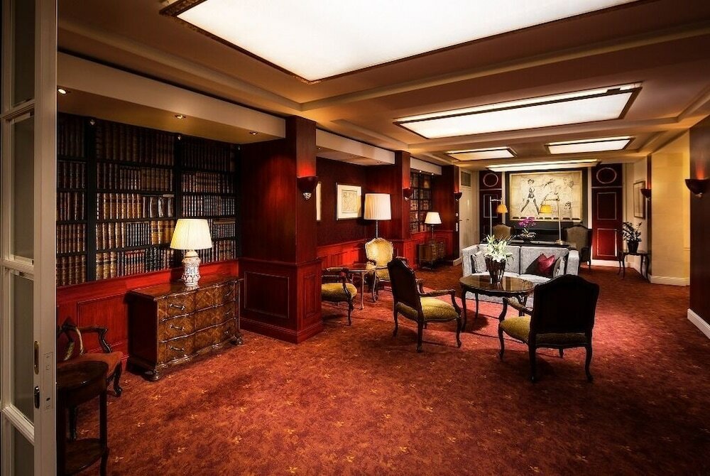 Фото Bristol Hotel Salzburg