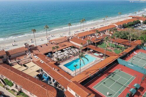 Внешний вид отеля La Jolla Beach and Tennis Club в Сан-Диего, фото 1