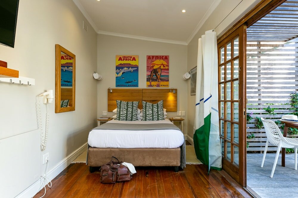 Фото Camps Bay Village