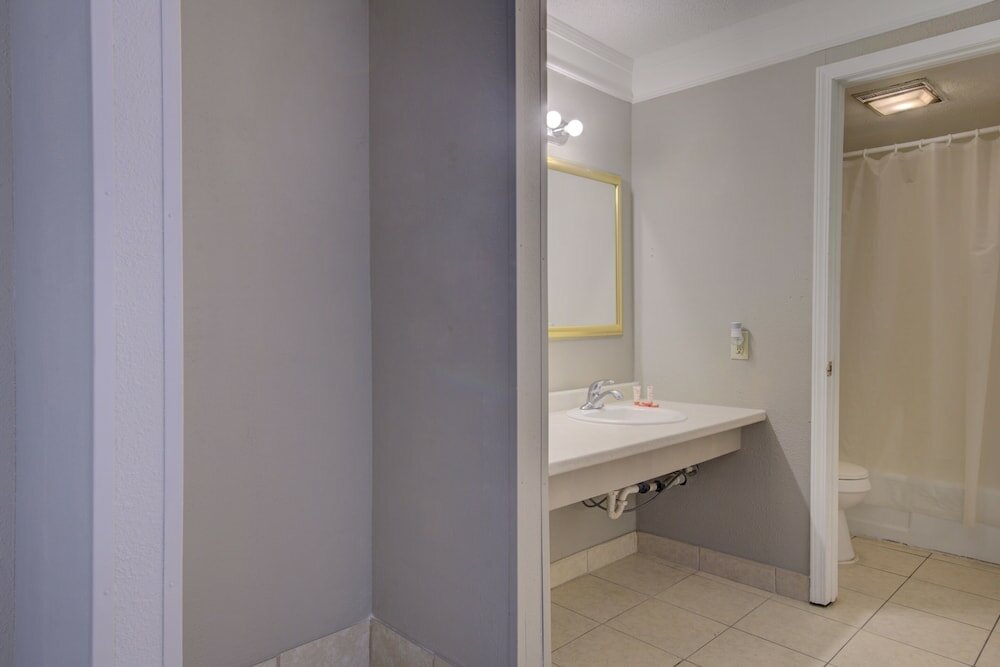 Фото Oyo Hotel Douglas Ga Us 441