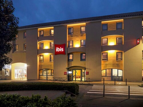 Гостиница ibis Carcassonne Centre la Cité Hotel в Каркассоне