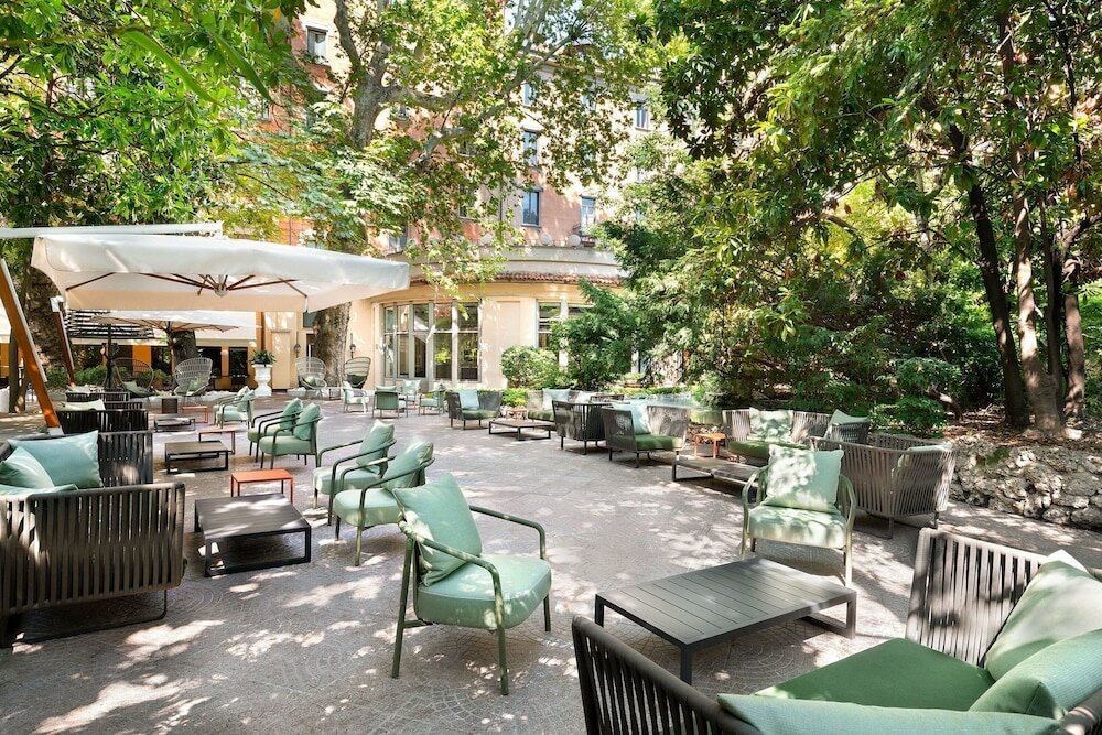 Фото Sheraton Diana Majestic, Milan