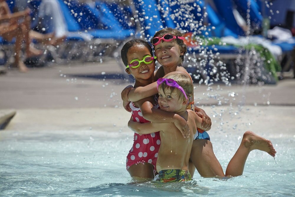 Фото Claremont Club & SPA - A Fairmont Hotel