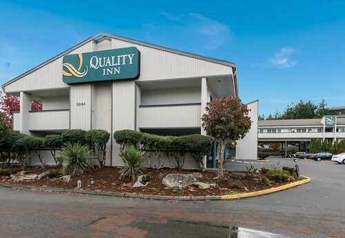 Гостиница Quality Inn Bellevue в Белвью