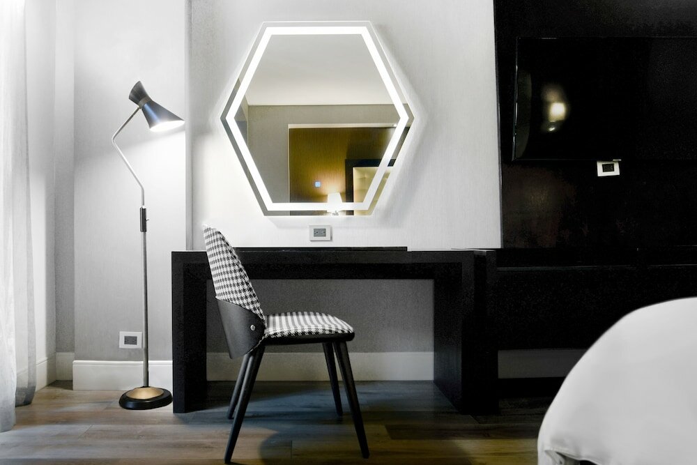 Фото Hotel Lucerna Tijuana