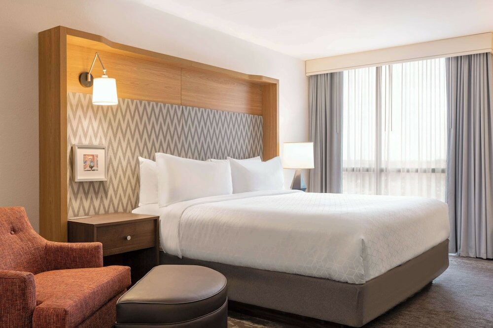 Фото DoubleTree by Hilton Fort Worth South