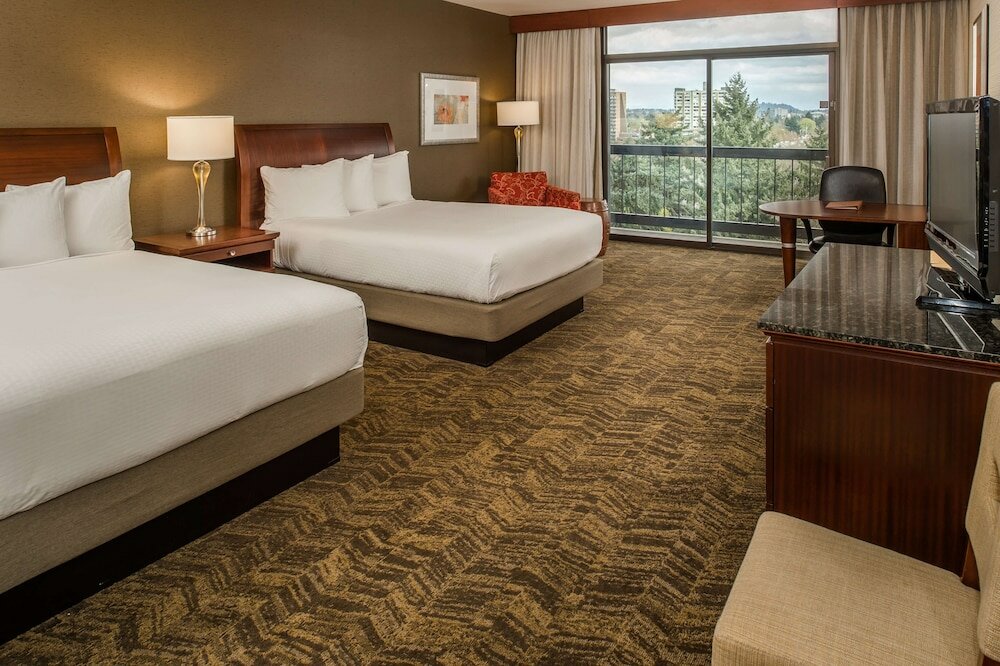 Фото DoubleTree by Hilton Hotel Portland