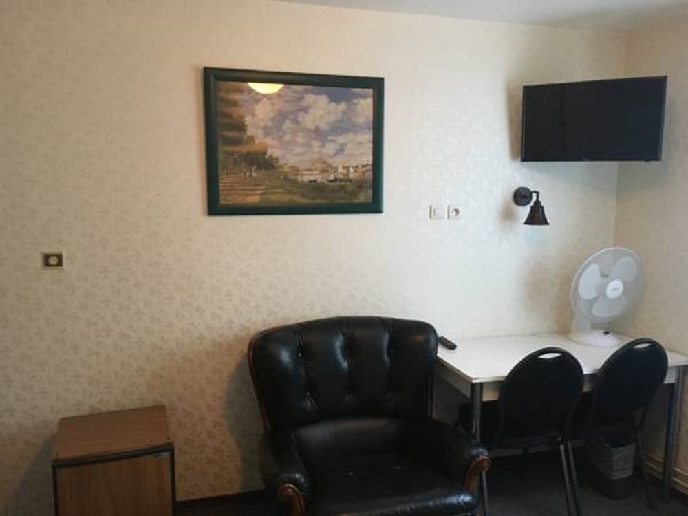 Фото Green Park Hotel Paris