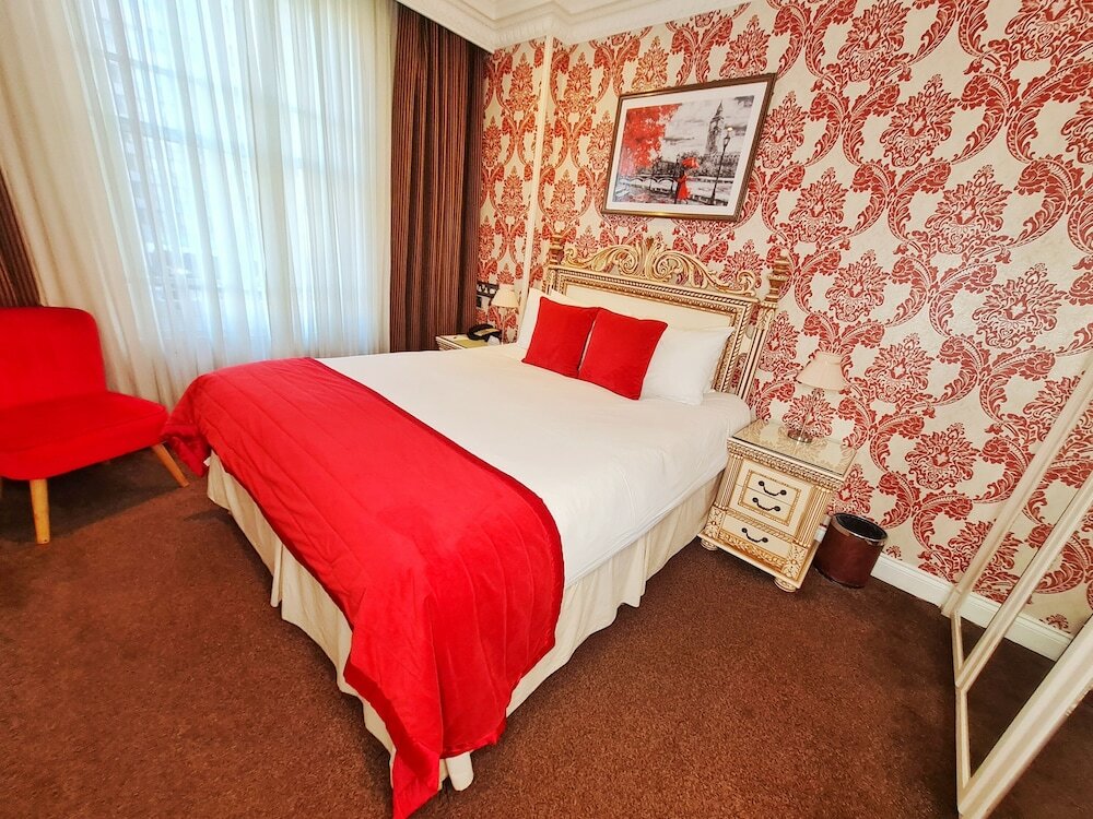 Фото Ashburn Hotel