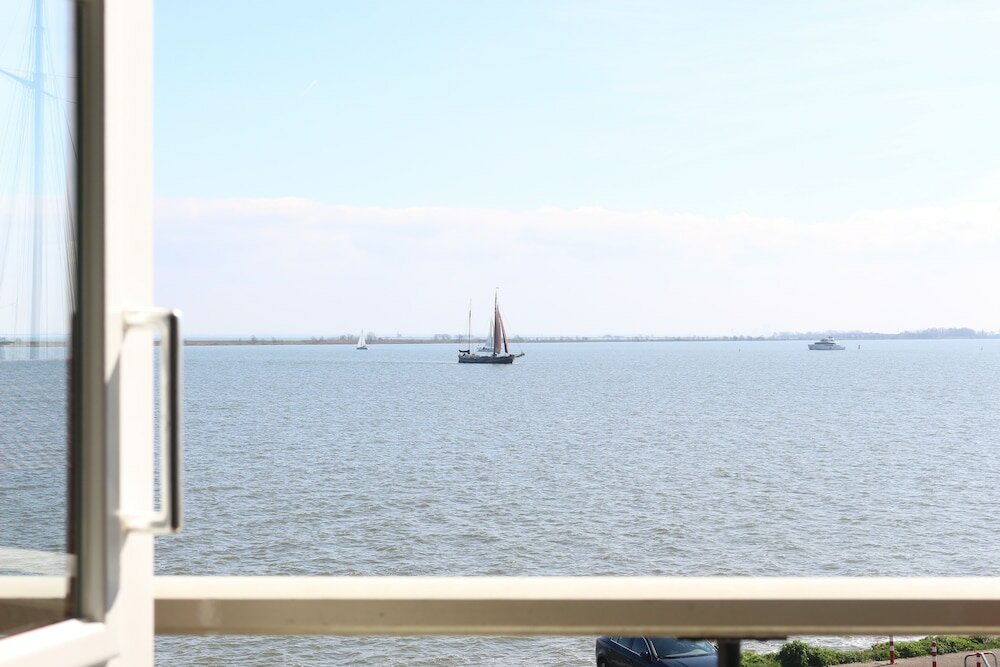 Фото 158116823309