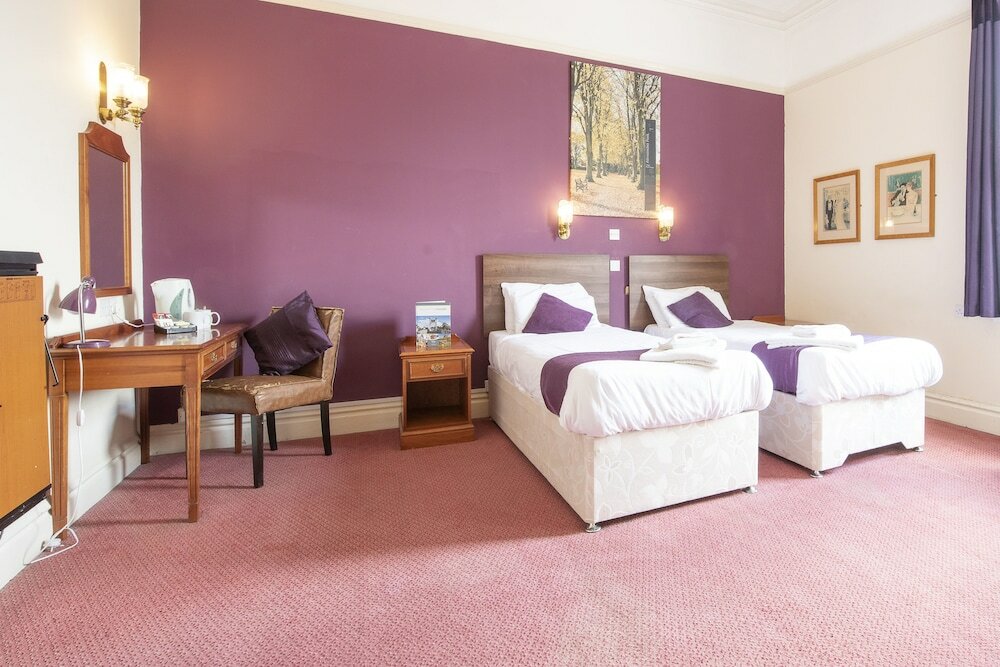 Фото The Dene Hotel