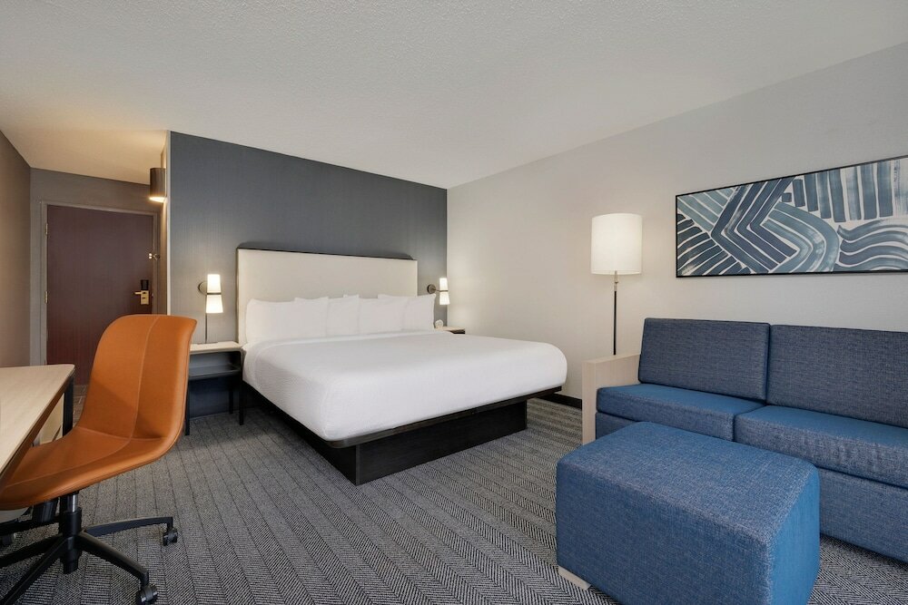 Фото Courtyard by Marriott Indianapolis South