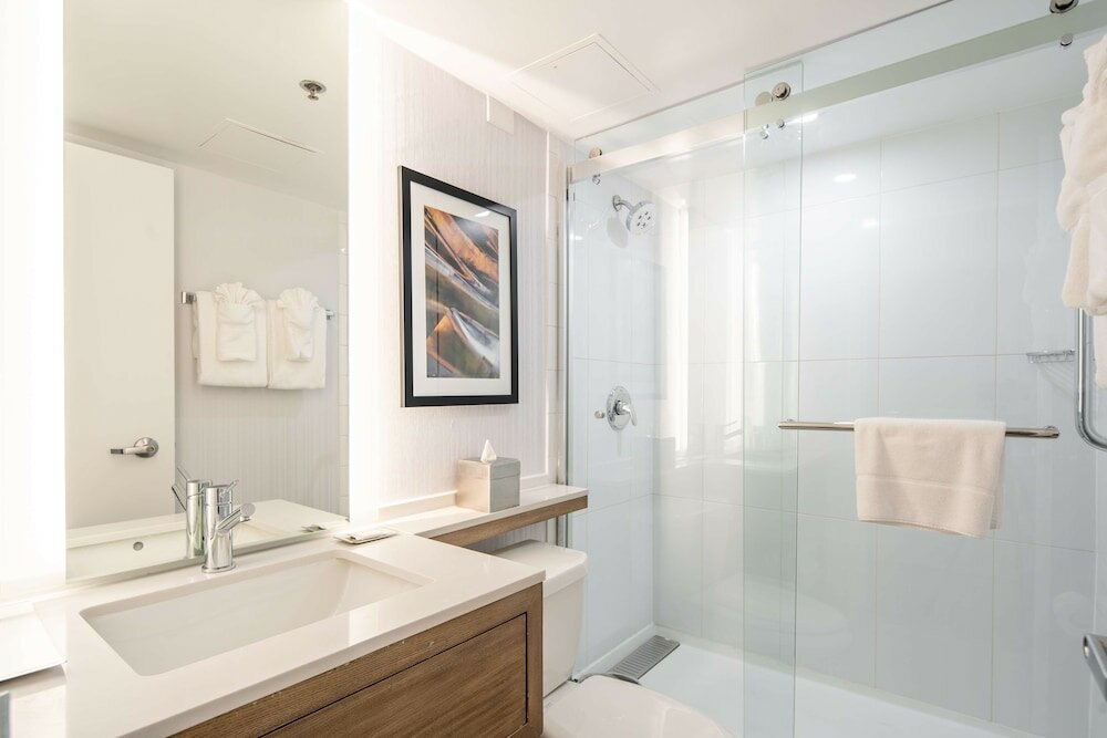 Фото Отель Doubletree by Hilton New York Jfk Airport