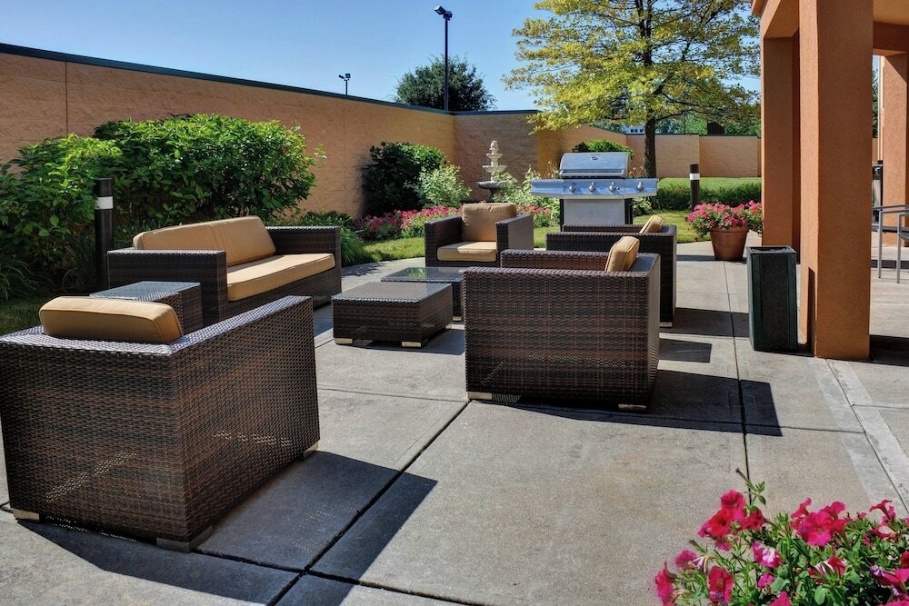 Фото Courtyard by Marriott Indianapolis South