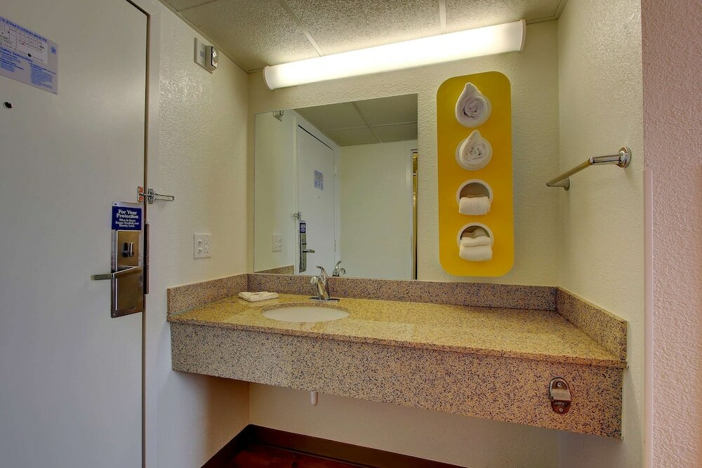 Фото Motel 6 York, Pa - North