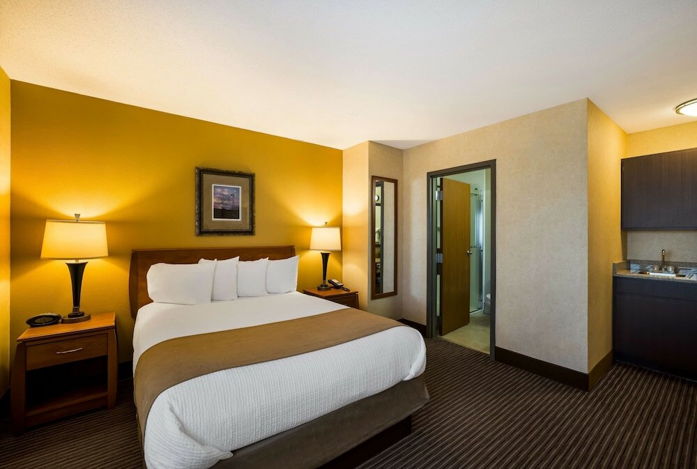 Фото Best Western Vermillion Inn