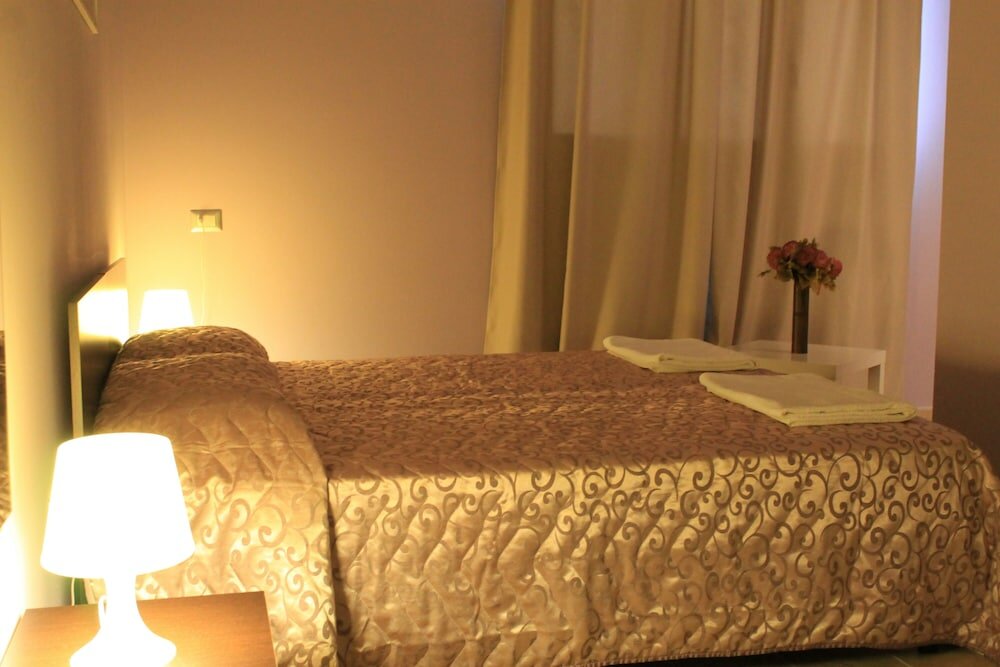 Фото Salenthouse