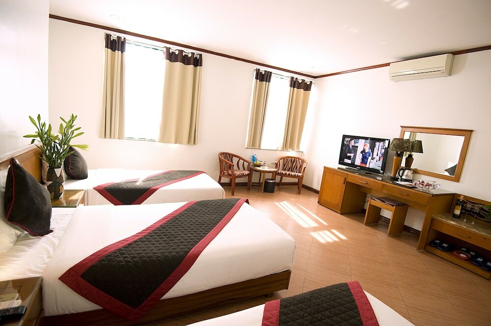 Фото City Bay Palace Hotel