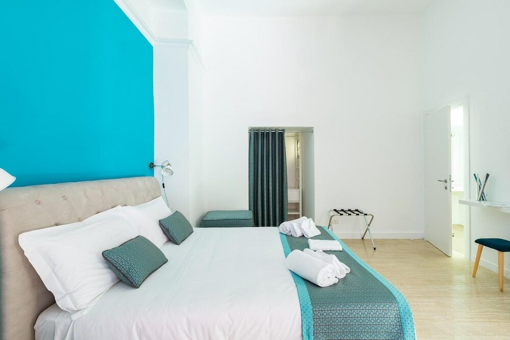 Фото Trevi Fountain Guesthouse