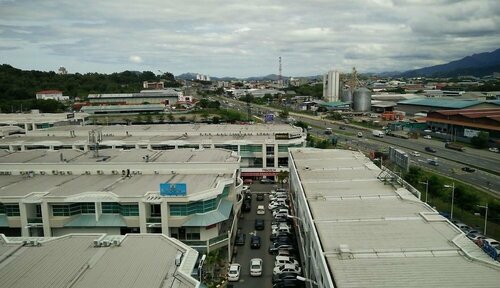 Гостиница Avangio Hotel Kota Kinabalu