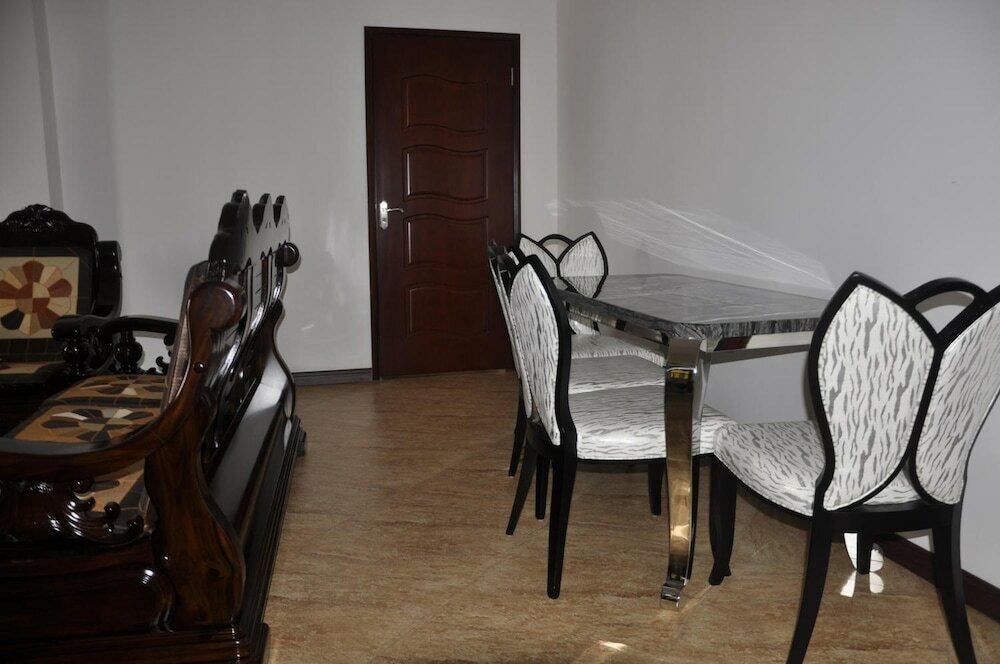 Фото Biraj International Hotel