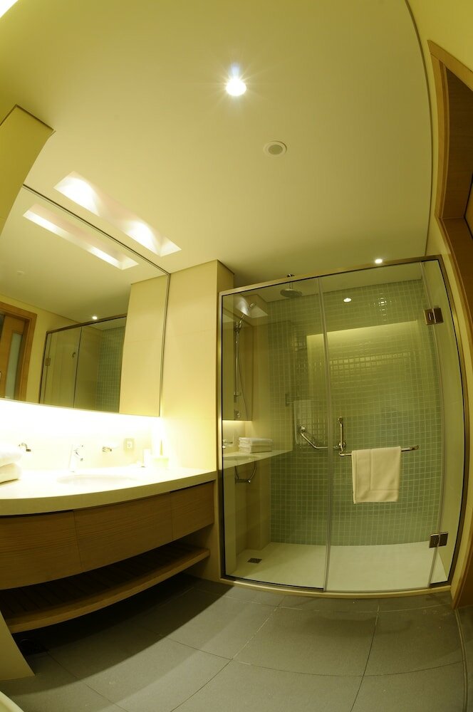 Фото Saifi Suites