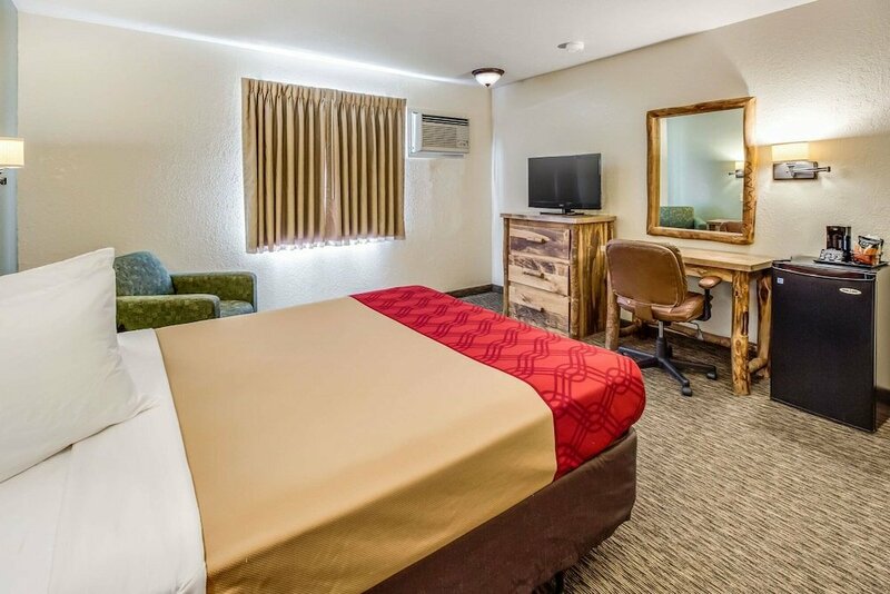 Гостиница Econo Lodge Custer