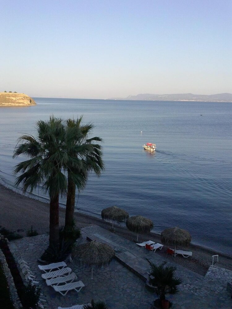 Фото Hotel Lefkadi