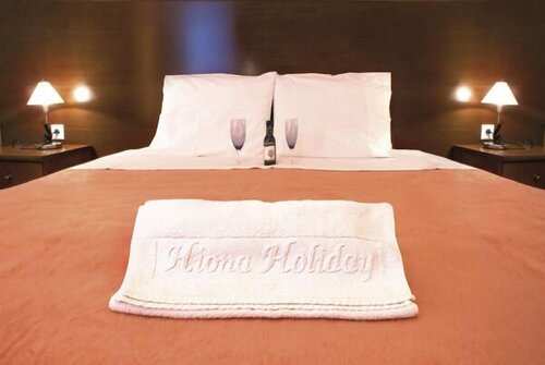 Гостиница Hiona Holiday Hotel