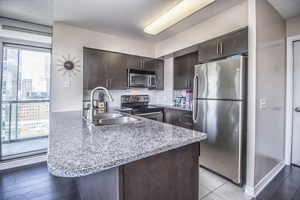 Фото Napa Furnished Suites & Apartments