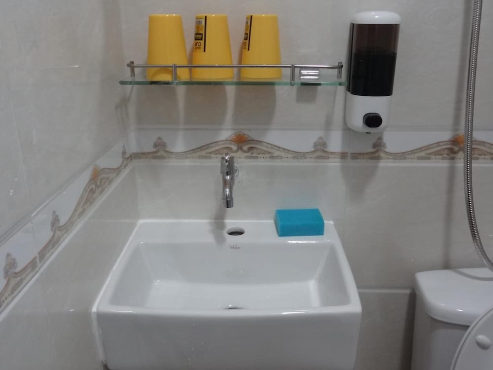 Фото Tai Wah Hostel