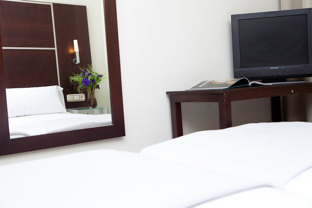 Фото Los Girasoles