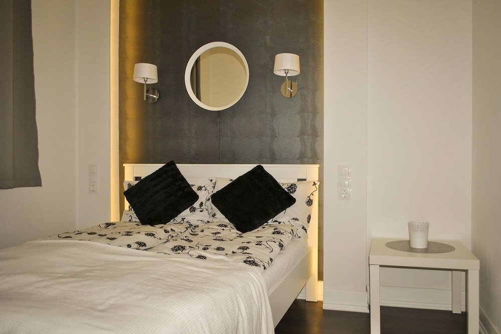 Фото Sunset Central Apartment