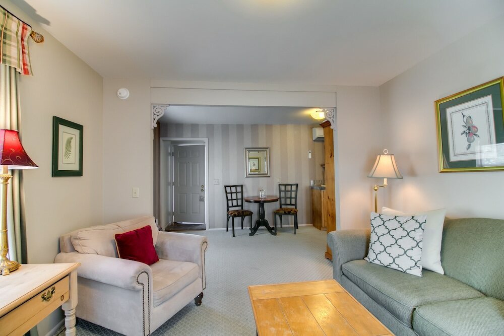 Фото Winchester Inn