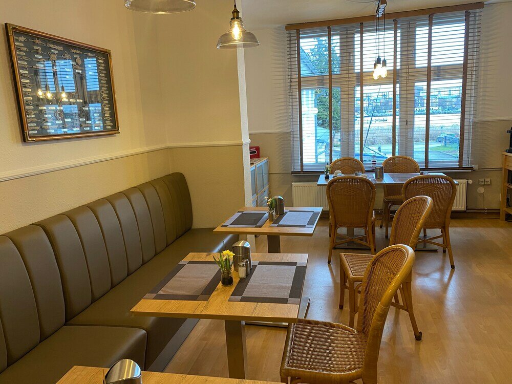 Фото Hotel Pension Zum Alten Fährhaus