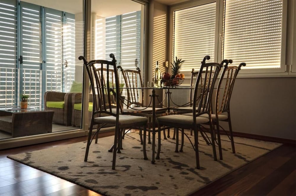 Фото Sunset Penthouse Apartment with Hot Tub